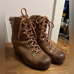 Sorel Wedge Boot- WATERPROOF